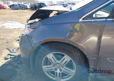 2013 Honda Odyssey Touring/Touring Elite z USA, uszkodzony, nr VIN 5FNRL5H95DB077565